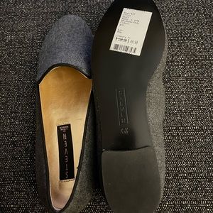 Steven grey flats size 6.5. Brand new. Never worn